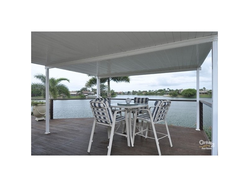 23 Long Island Court, Mermaid Waters QLD 4218