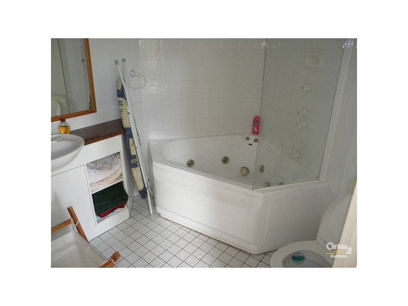 8/210 Surf Parade, Surfers Paradise QLD 4217