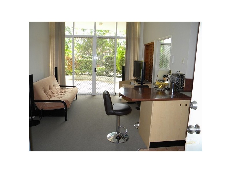 8/210 Surf Parade, Surfers Paradise QLD 4217