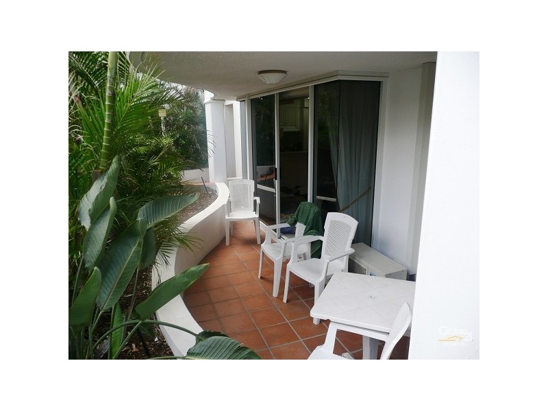 24 Queensland Avenue  The Phoenician, Broadbeach QLD 4218