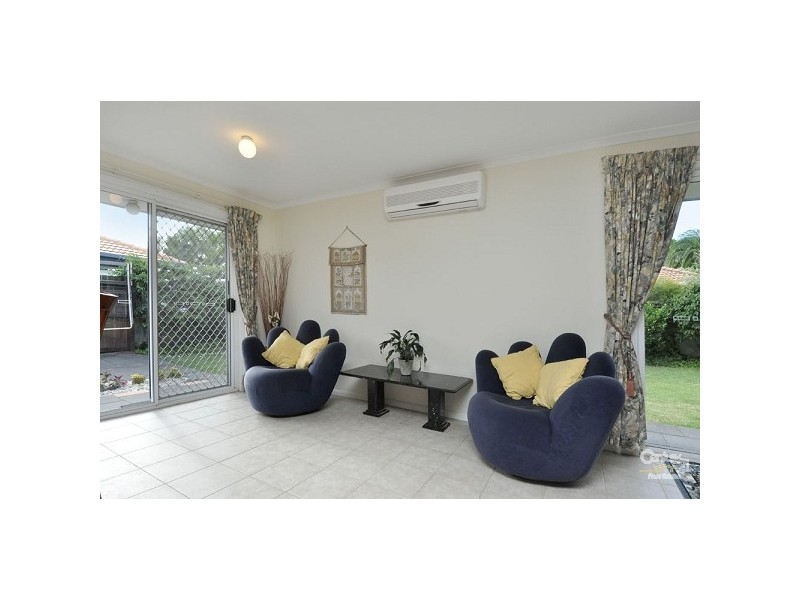 29 Cumberland Drive, Varsity Lakes QLD 4227