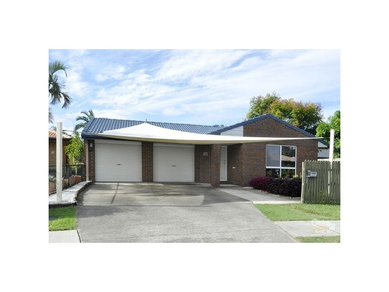 29 Cumberland Drive, Varsity Lakes QLD 4227