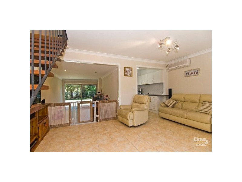 4/6 Duet Drive, Mermaid Waters QLD 4218