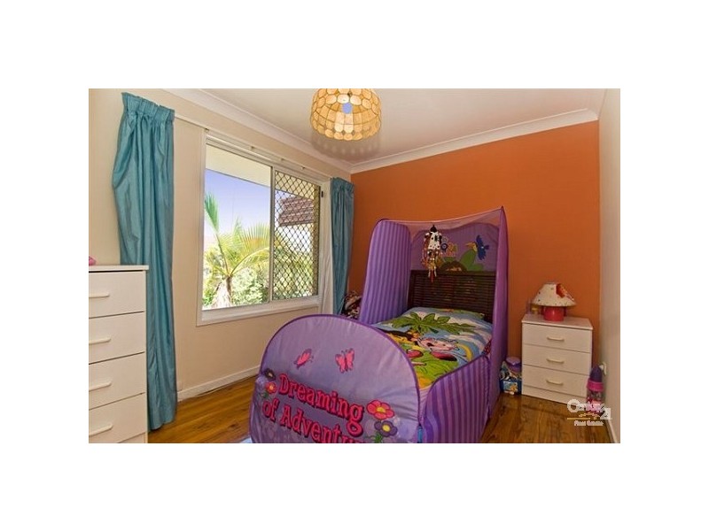 4/6 Duet Drive, Mermaid Waters QLD 4218