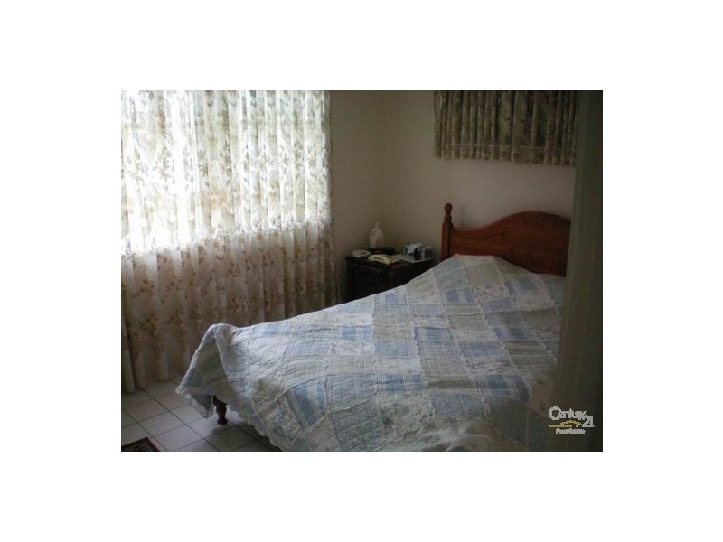 1/6 Christina Court, Mermaid Waters QLD 4218