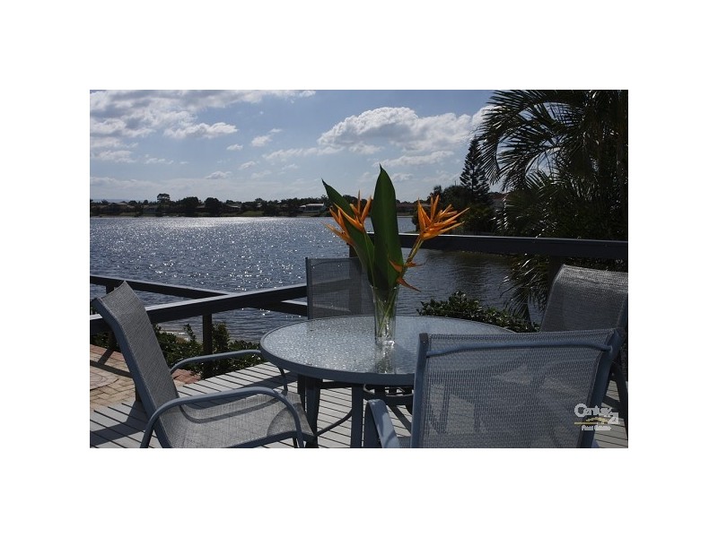 17 Wedgebill Parade, Burleigh Waters QLD 4220