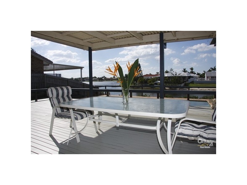 17 Wedgebill Parade, Burleigh Waters QLD 4220