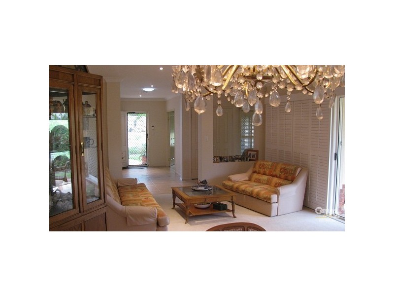 2 Torres Court, Burleigh Waters QLD 4220