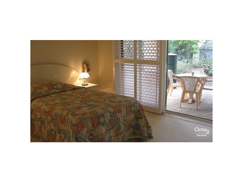 2 Torres Court, Burleigh Waters QLD 4220