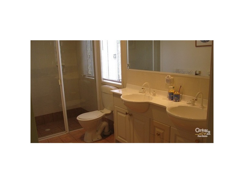 2 Torres Court, Burleigh Waters QLD 4220