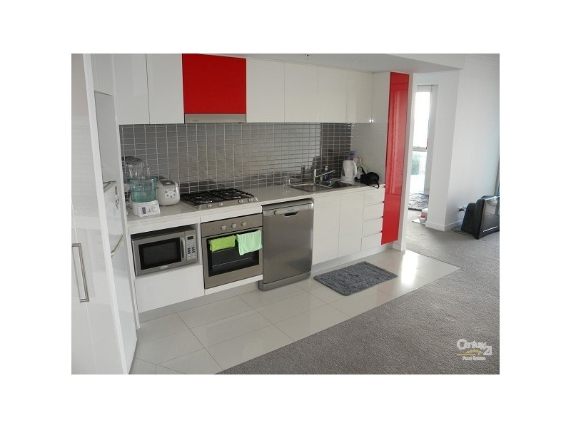 5 Lawson Street, Southport QLD 4215