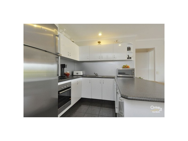 11/32 Ocean Street, Mermaid Beach QLD 4218