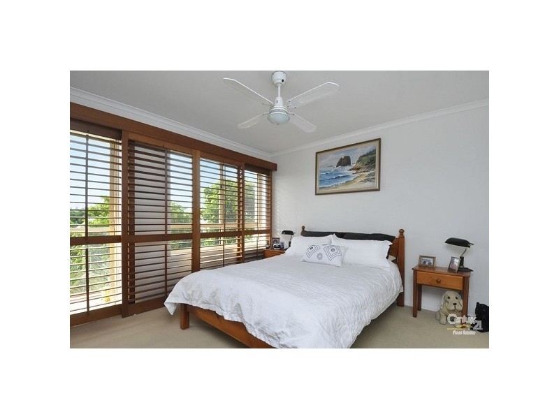 11/32 Ocean Street, Mermaid Beach QLD 4218