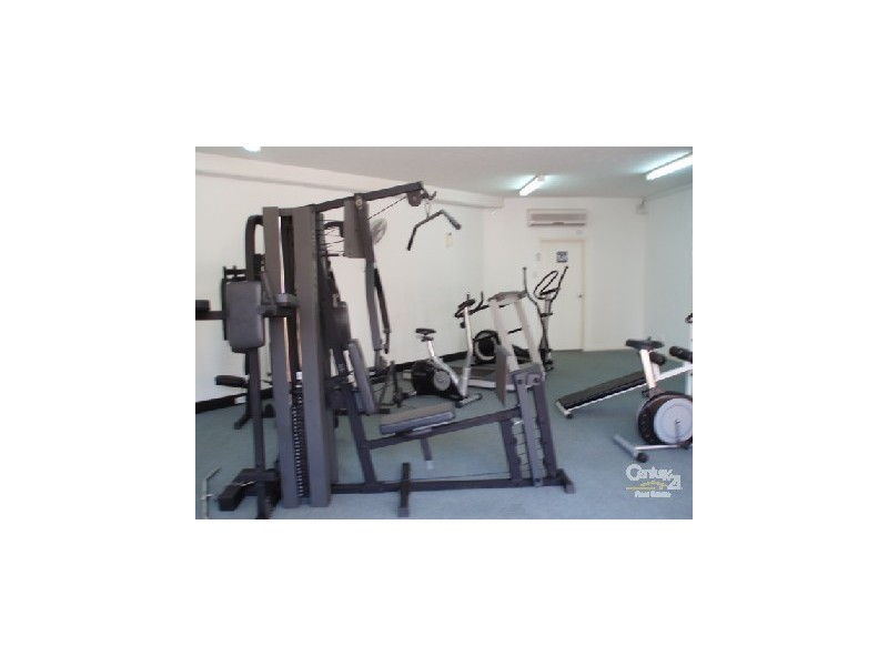 E34 Great Hall Drive, Miami QLD 4220