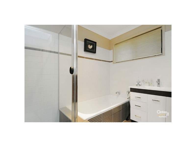 69 Surf Street, Mermaid Waters QLD 4218