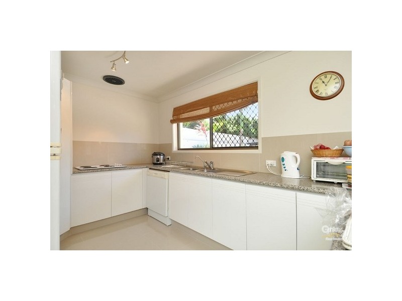 292 Rio Vista Blvd, Mermaid Waters QLD 4218