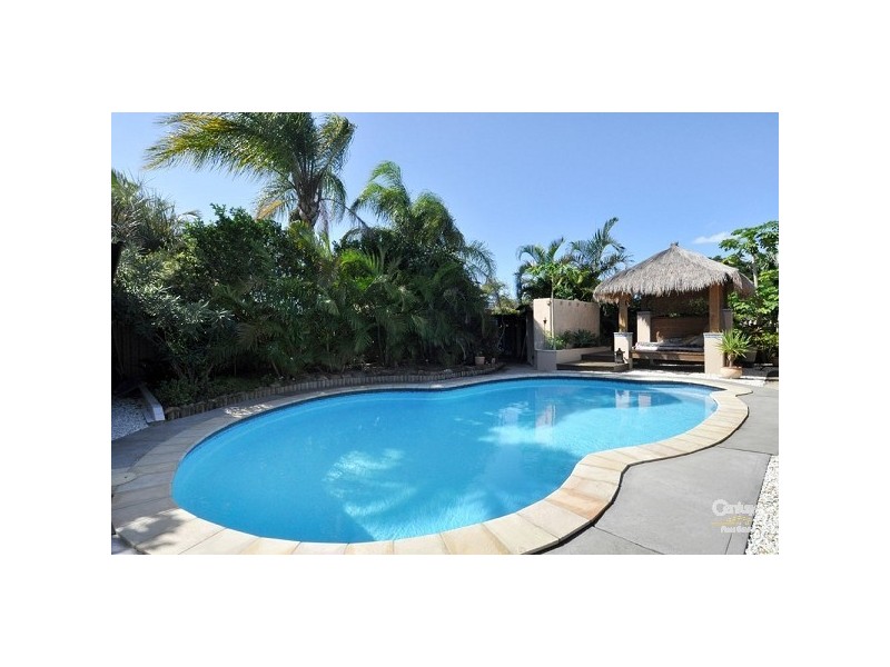 292 Rio Vista Blvd, Mermaid Waters QLD 4218