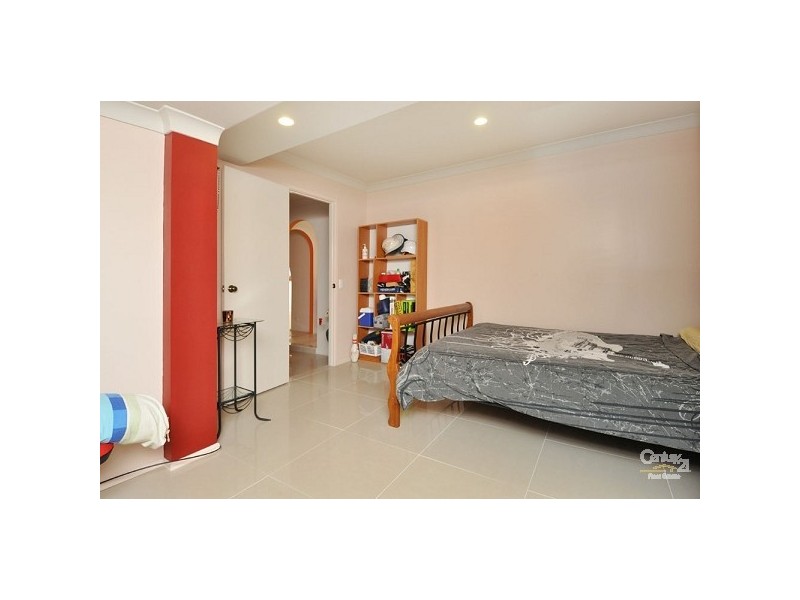 292 Rio Vista Blvd, Mermaid Waters QLD 4218