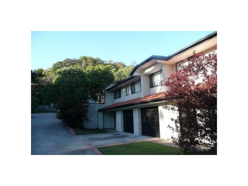 9/4 Karri Court, Burleigh Heads QLD 4220