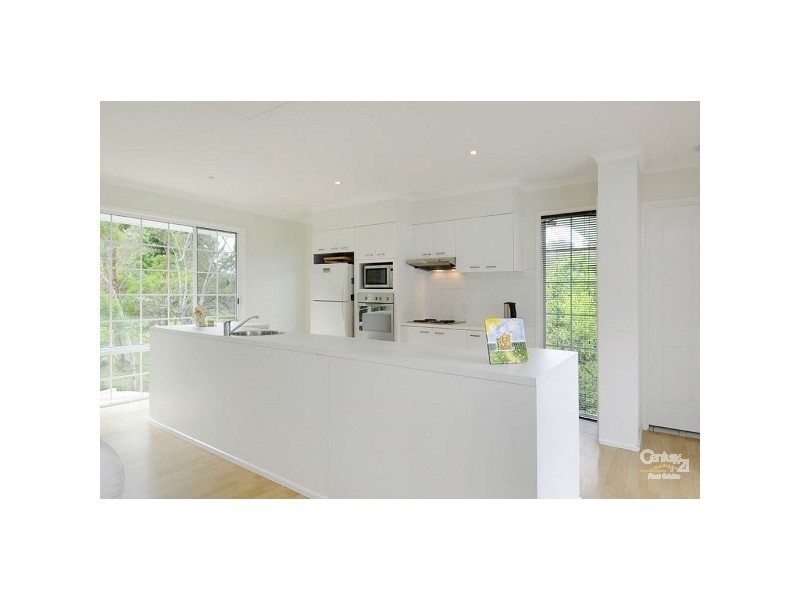 46 Akoonah Drive, Beechmont QLD 4211