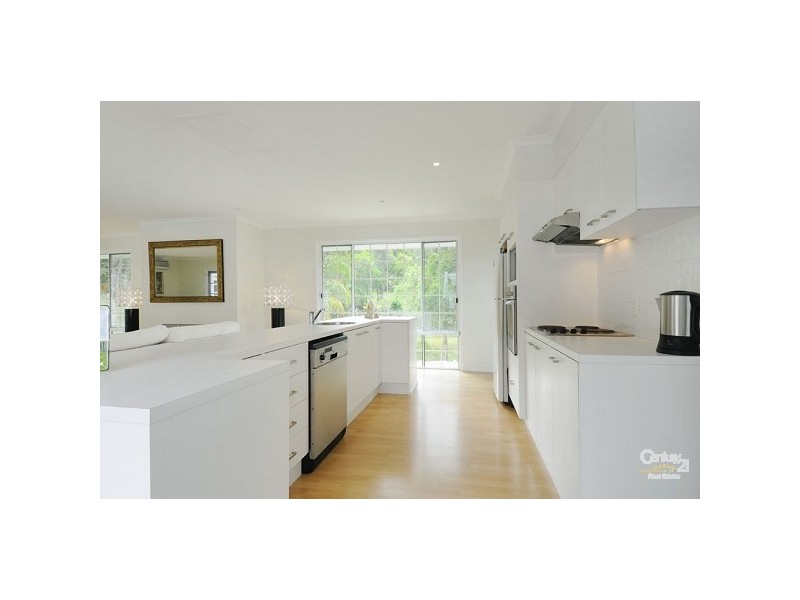 46 Akoonah Drive, Beechmont QLD 4211