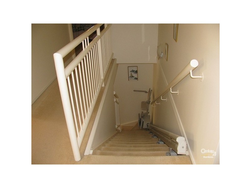 7 Torres Court, Burleigh Waters QLD 4220