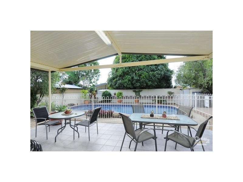 19 Lesley Avenue, Miami QLD 4220