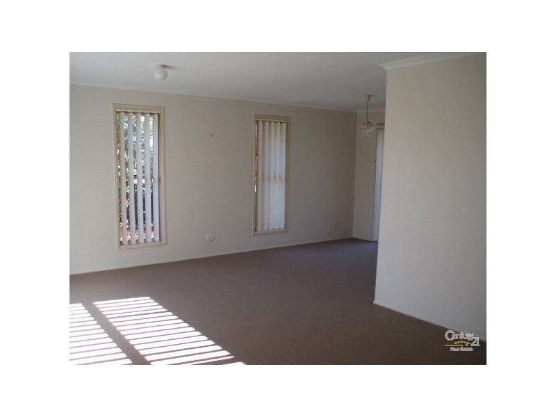 91 Southlake Drive, Varsity Lakes QLD 4227