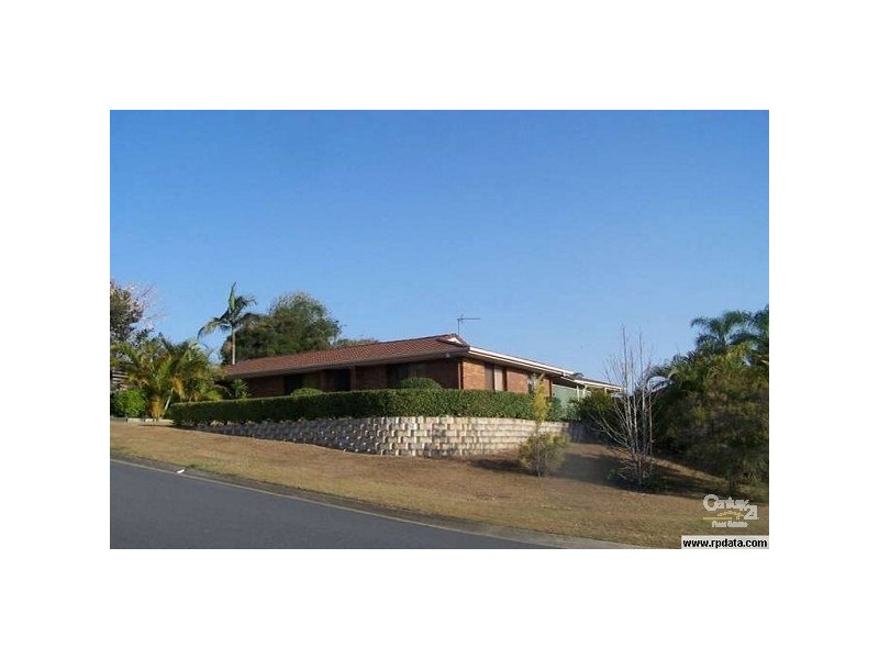 4 Walrus Drive, Ashmore QLD 4214