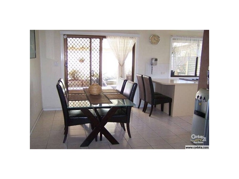 4 Walrus Drive, Ashmore QLD 4214
