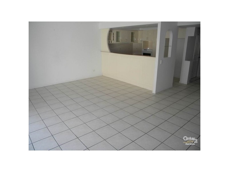 2214 Gold Coast Highway, Mermaid Waters QLD 4218