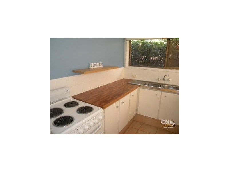 2/37 Seashell Avenue, Mermaid Beach QLD 4218