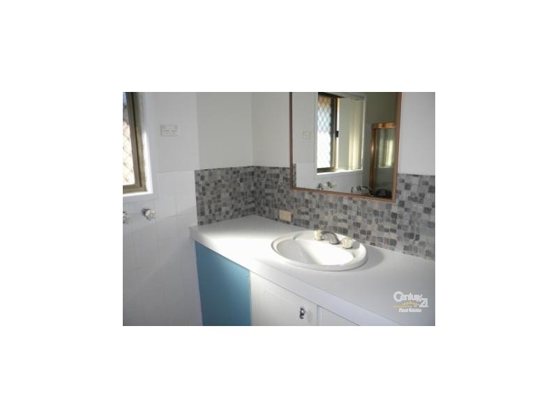 2/37 Seashell Avenue, Mermaid Beach QLD 4218