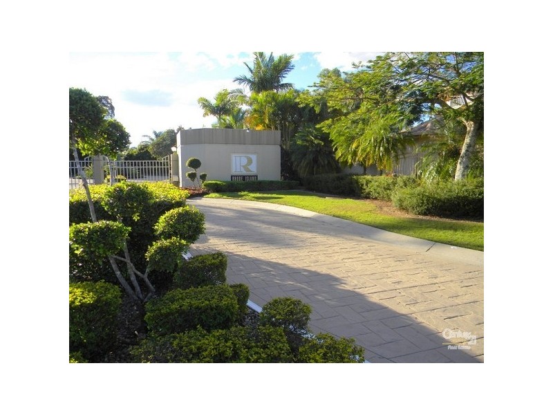 142/125 Santa Cruz Blvd, Clear Island Waters QLD 4226