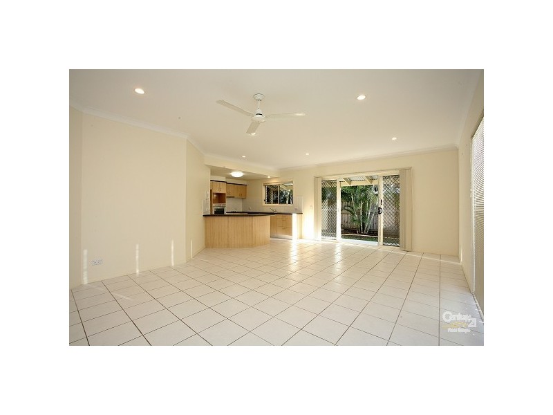 1/94 – 2/94 Sunshine Parade, Miami QLD 4220