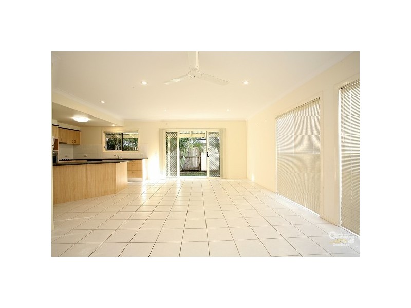 1/94 – 2/94 Sunshine Parade, Miami QLD 4220
