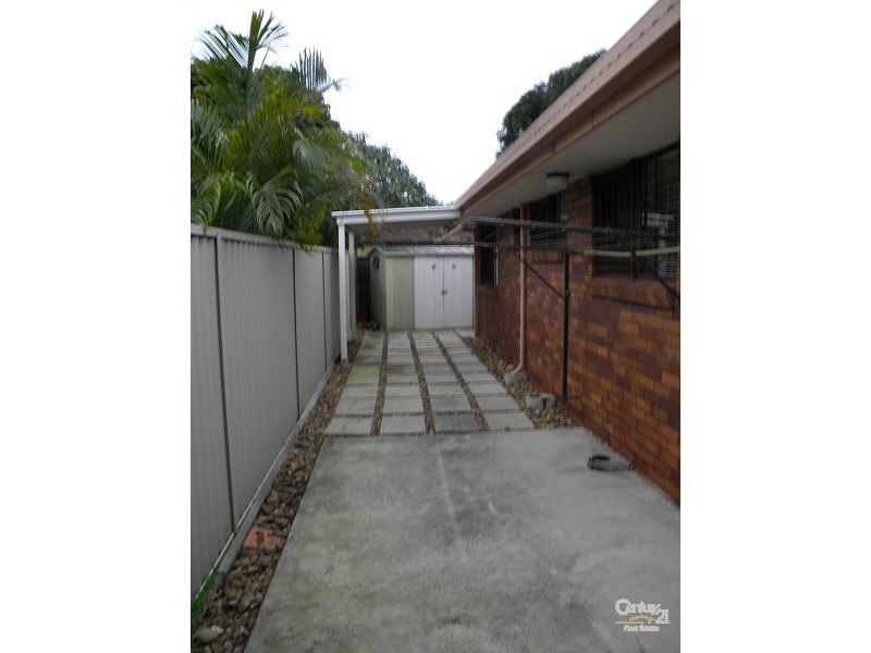 2/28 Hokitika, Broadbeach Waters QLD 4218