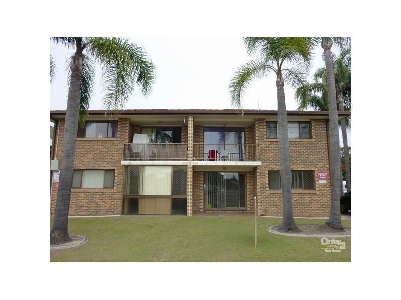 2/56 Oceanic Drive, Mermaid Waters QLD 4218