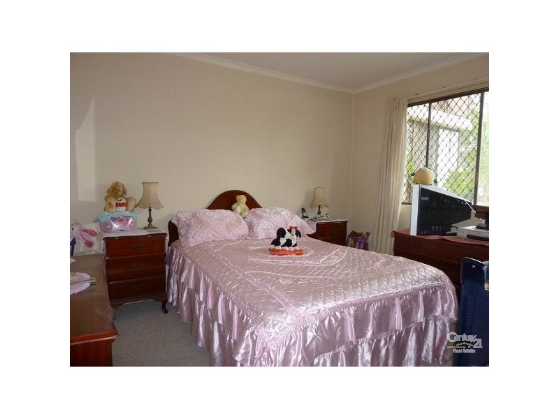 2/56 Oceanic Drive, Mermaid Waters QLD 4218