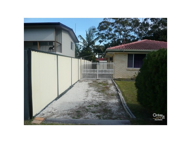 16 Anita Avenue, Miami QLD 4220