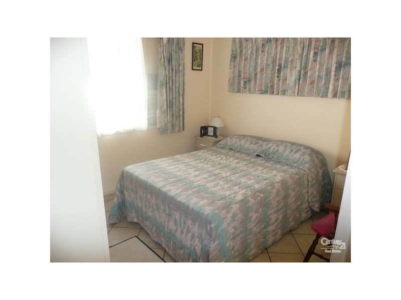 16 Anita Avenue, Miami QLD 4220