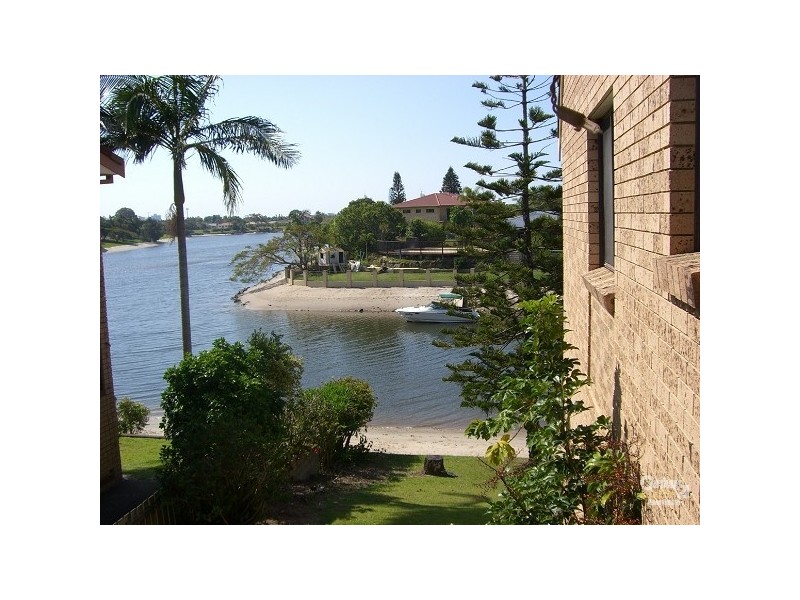 49 Karbunya Street, Mermaid Waters QLD 4218