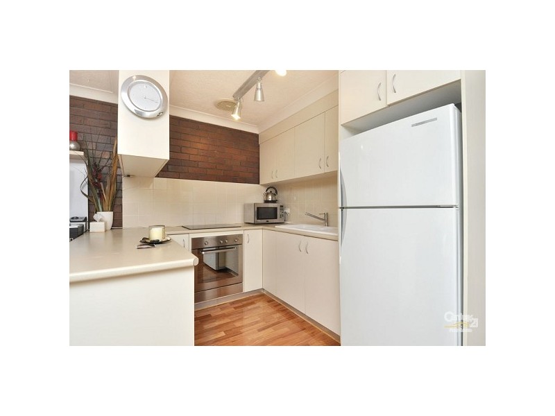 1/3 Snipe Street, Miami QLD 4220