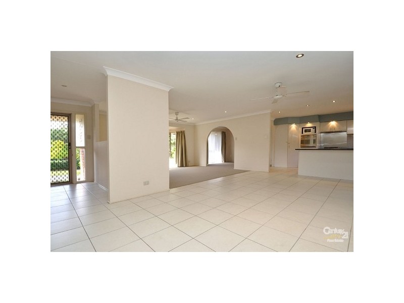 4 Sawgrass Place, Robina QLD 4226