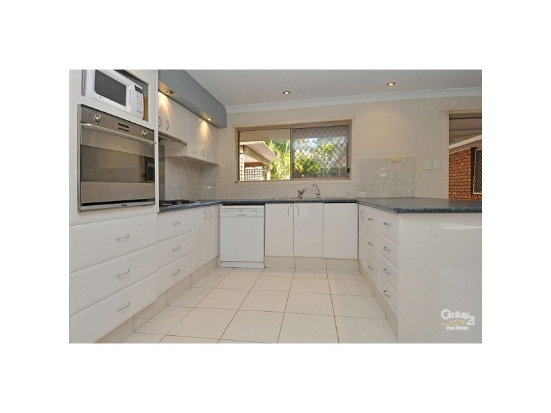 4 Sawgrass Place, Robina QLD 4226