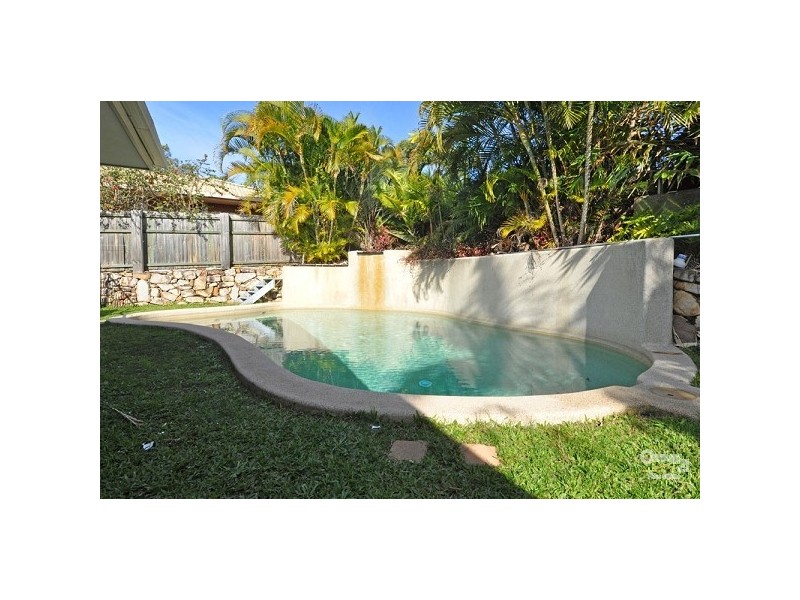 4 Sawgrass Place, Robina QLD 4226