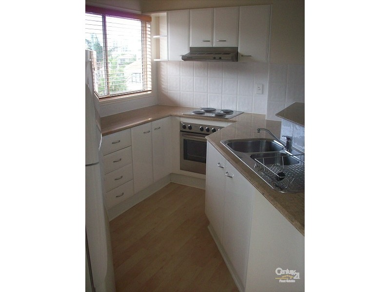 5/4 St Kilda Avenue, Broadbeach QLD 4218