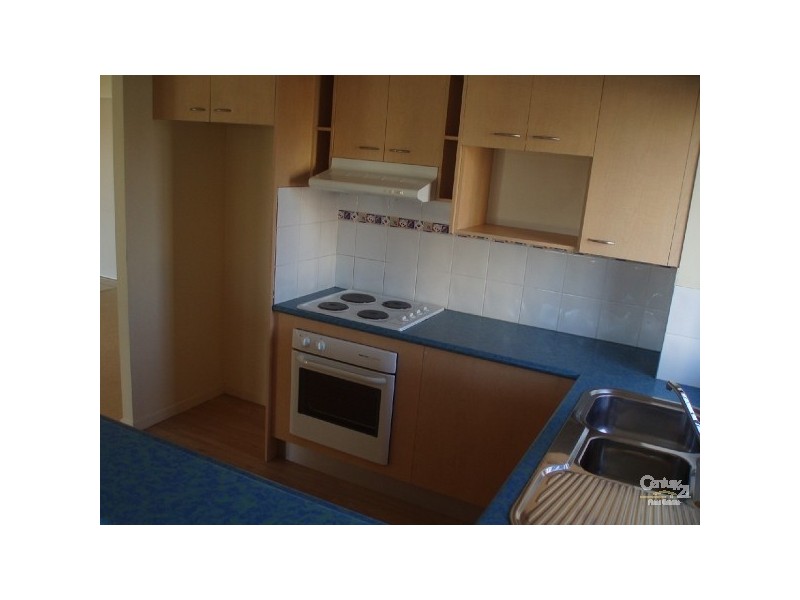 5 Mountain View Avenue, Miami QLD 4220