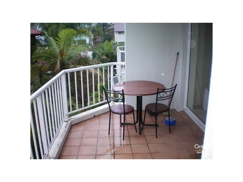 6/10 Jubilee Ave, Broadbeach QLD 4218