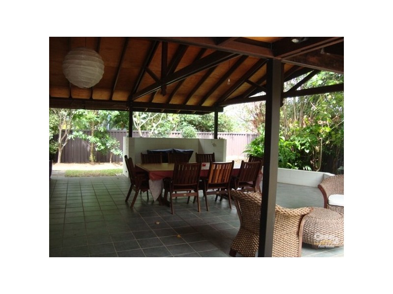 32 Joeith Court, Miami QLD 4220